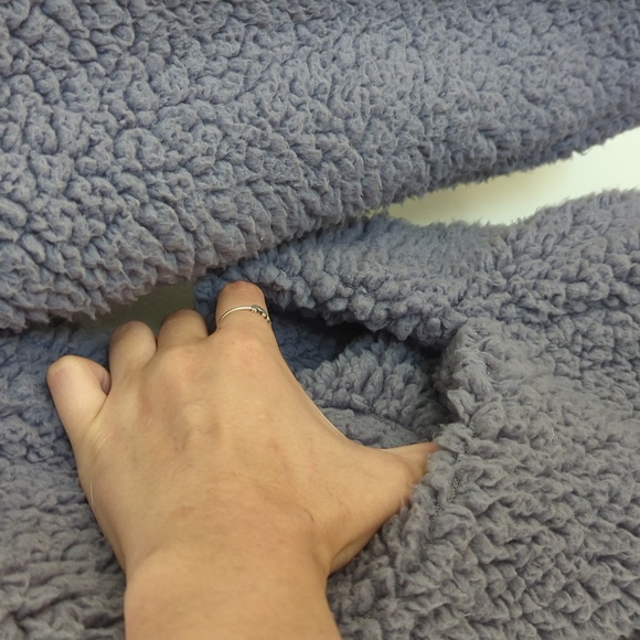 URBAN OUTFITTERS Purple Teddy Jacket Size M/L - Picture 5 of 5